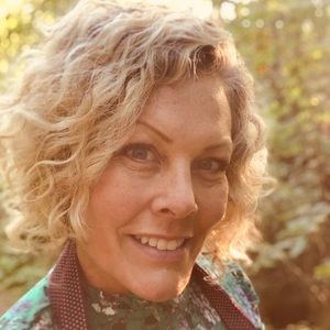 Meet your Posher, Gillian